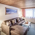 Gaestehaus Elfriede Inklusive Sommerbergbahnticket 哈尔登熙