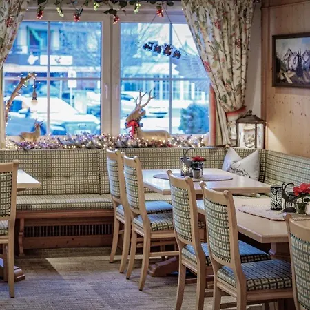 Konukevi Gaestehaus Elfriede Inklusive Sommerbergbahnticket 4*