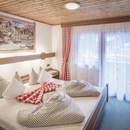 Gaestehaus Elfriede Inklusive Sommerbergbahnticket Guest house