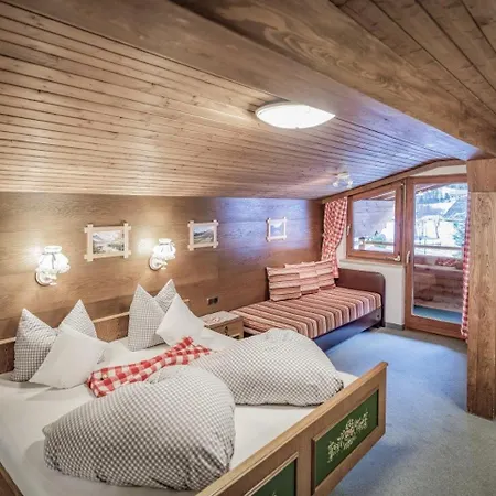 Gastehaus Elfriede Penzion 4*