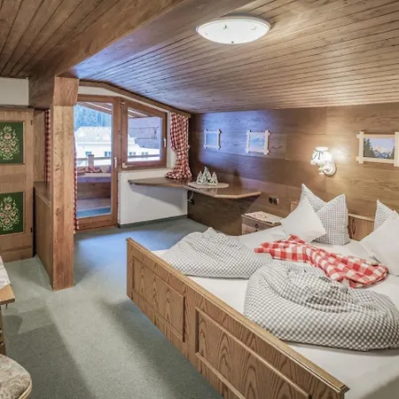 Gaestehaus Elfriede Inklusive Sommerbergbahnticket Vendégház 4*